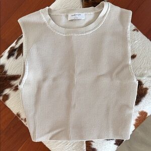 Aritzia Babaton Cream Ribbed Muscle Tee